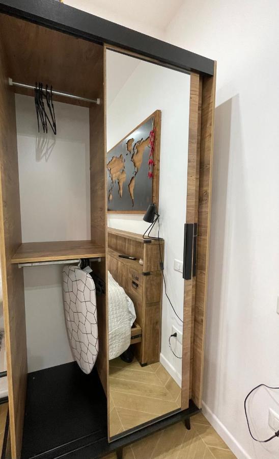 Gennarino Apartments - Panorama Suite With Balcony And Urban Loft Napoli Ngoại thất bức ảnh