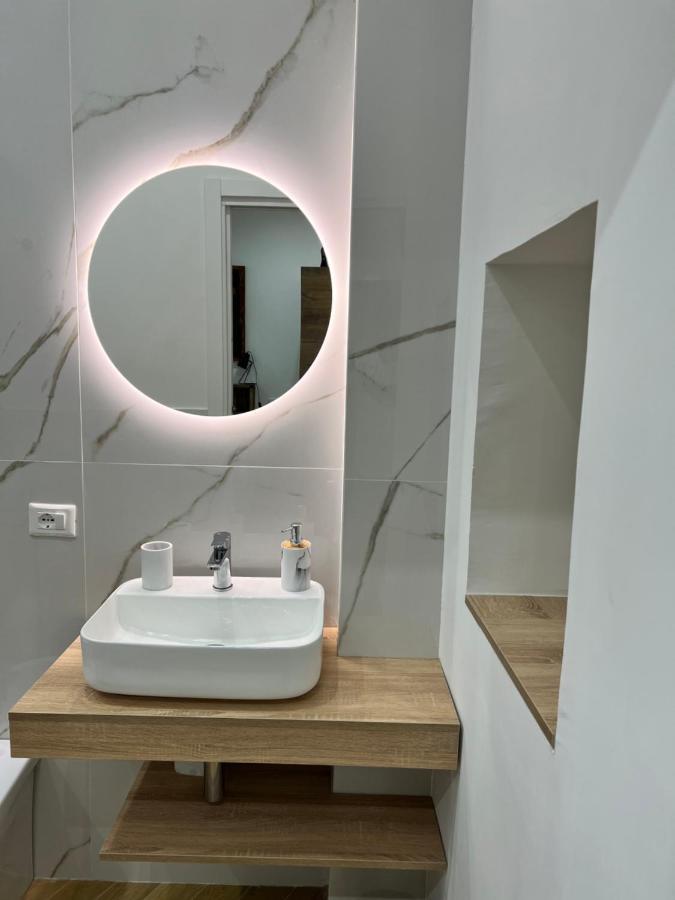 Gennarino Apartments - Panorama Suite With Balcony And Urban Loft Napoli Ngoại thất bức ảnh