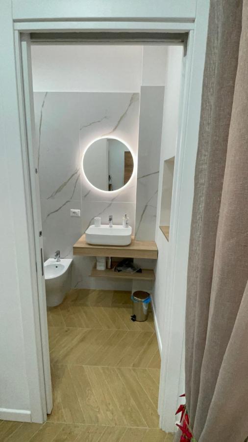 Gennarino Apartments - Panorama Suite With Balcony And Urban Loft Napoli Ngoại thất bức ảnh