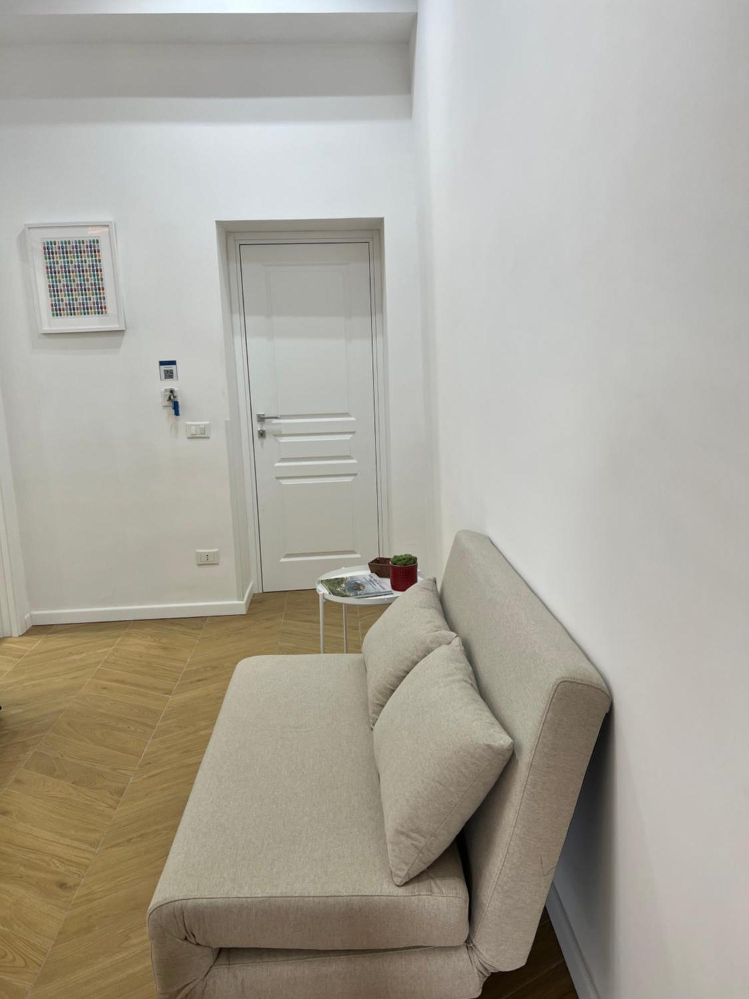 Gennarino Apartments - Panorama Suite With Balcony And Urban Loft Napoli Ngoại thất bức ảnh