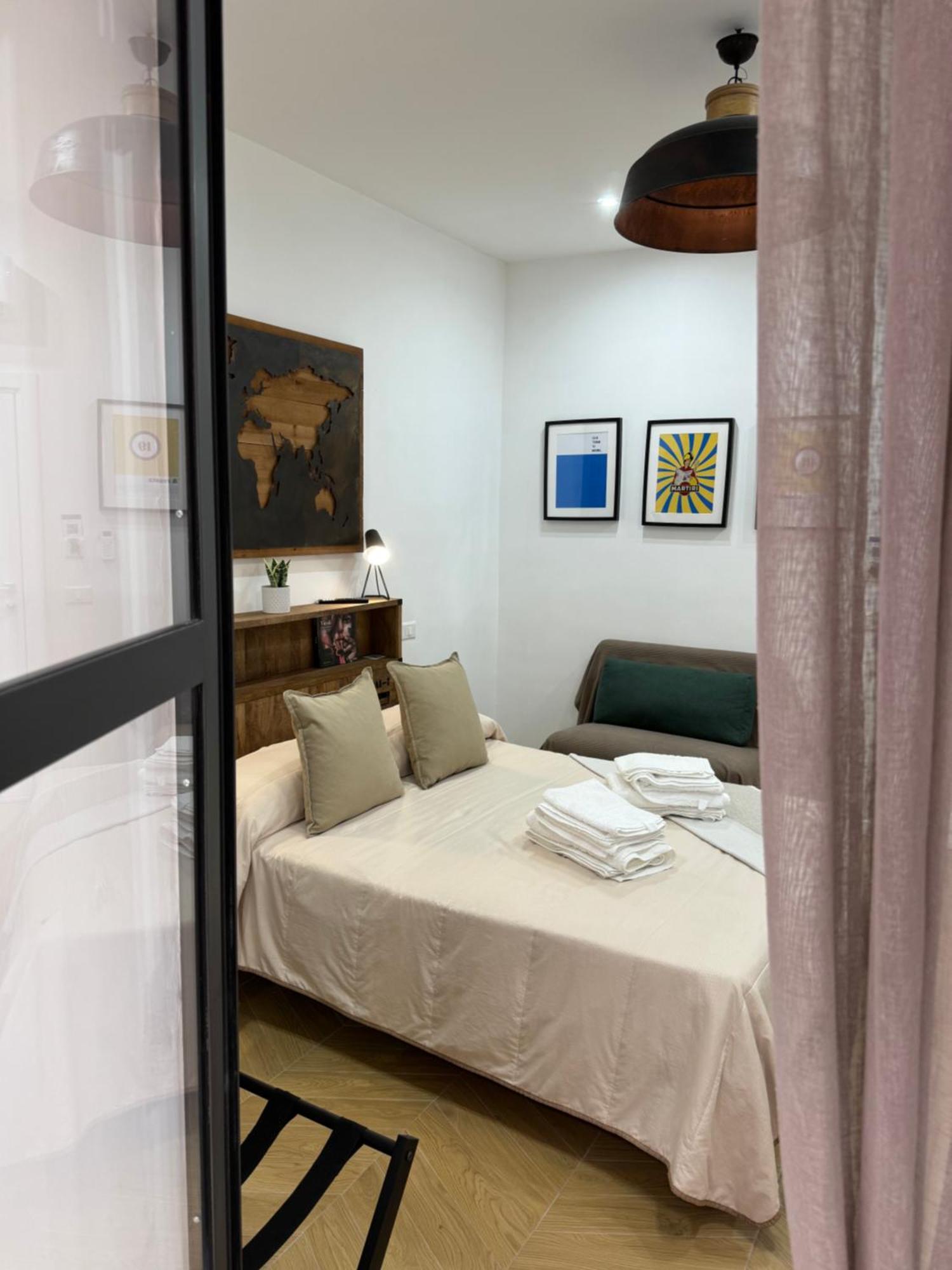 Gennarino Apartments - Panorama Suite With Balcony And Urban Loft Napoli Ngoại thất bức ảnh