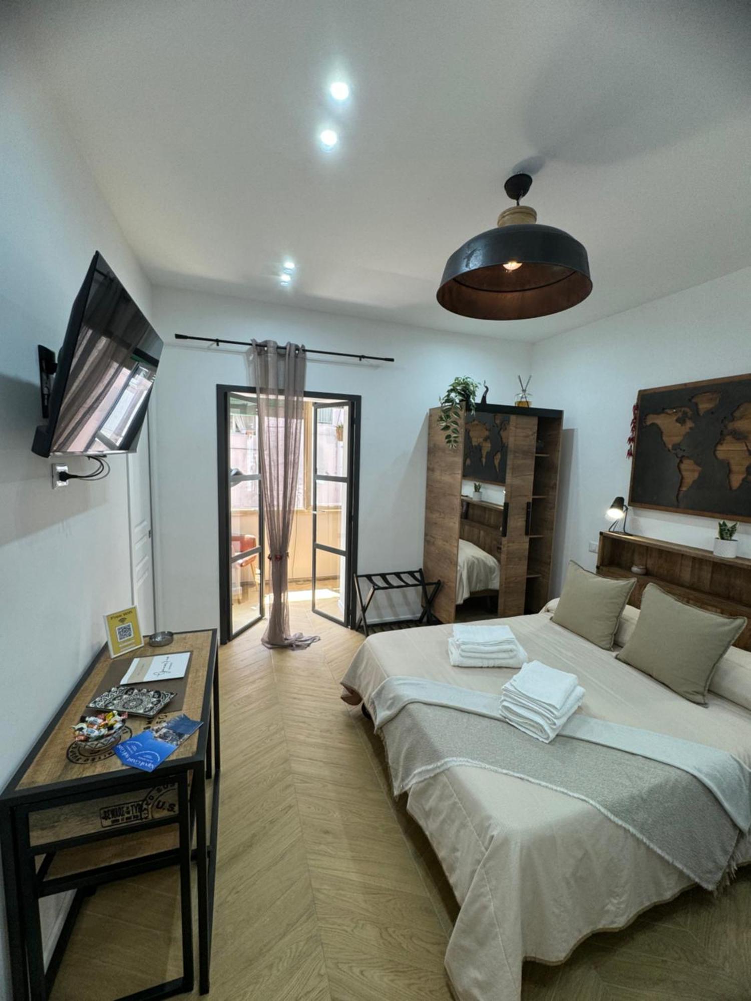 Gennarino Apartments - Panorama Suite With Balcony And Urban Loft Napoli Ngoại thất bức ảnh